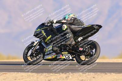 media/Dec-04-2022-CVMA (Sun) [[e38ca9e4fc]]/Race 12 500 Supersport-350 Supersport/